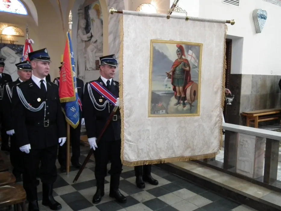 Odnowiony sztandar OSP Kryg z 1932 roku