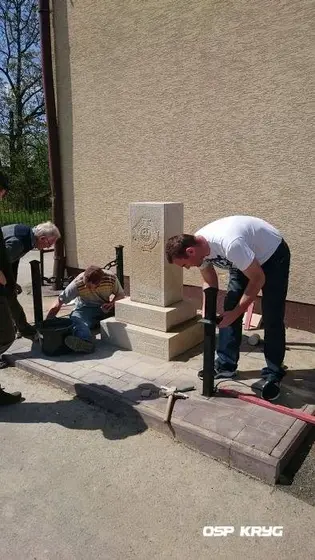 Budowa pomnika św. Floriana – 16.05.2015 — zdjęcie 12