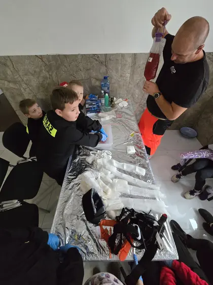 Edukacja dla Bezpieczeństwa — warsztaty 8–10.11.2024 — zdjęcie 12