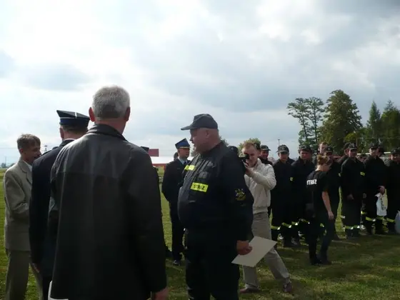 Gminne zawody sportowo-pożarnicze – 08.09.2012 — zdjęcie 11