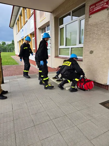 II Powiatowe Młodzieżowe Zawody w Ratownictwie — 31.05.2026 — zdjęcie 10