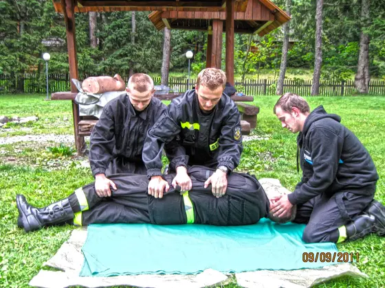 Kurs KWALIFIKOWANEJ PIERWSZEJ POMOCY – 01-09.09.2011 — zdjęcie 37