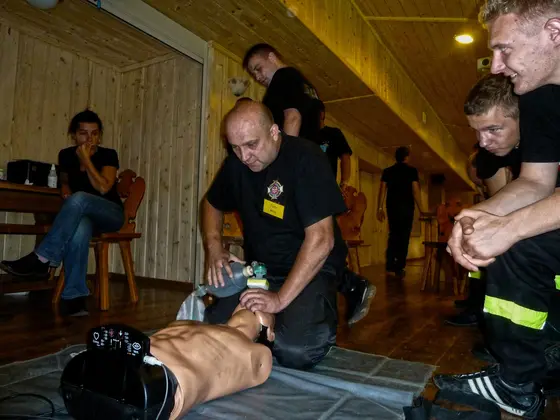 Kurs KWALIFIKOWANEJ PIERWSZEJ POMOCY – 01-09.09.2011 — zdjęcie 59
