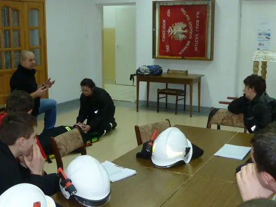 Kurs kwalifikowanej pierwszej pomocy — 23.11.2013 — zdjęcie 4