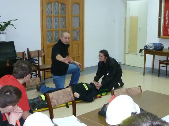 Kurs kwalifikowanej pierwszej pomocy — 23.11.2013 — zdjęcie 5