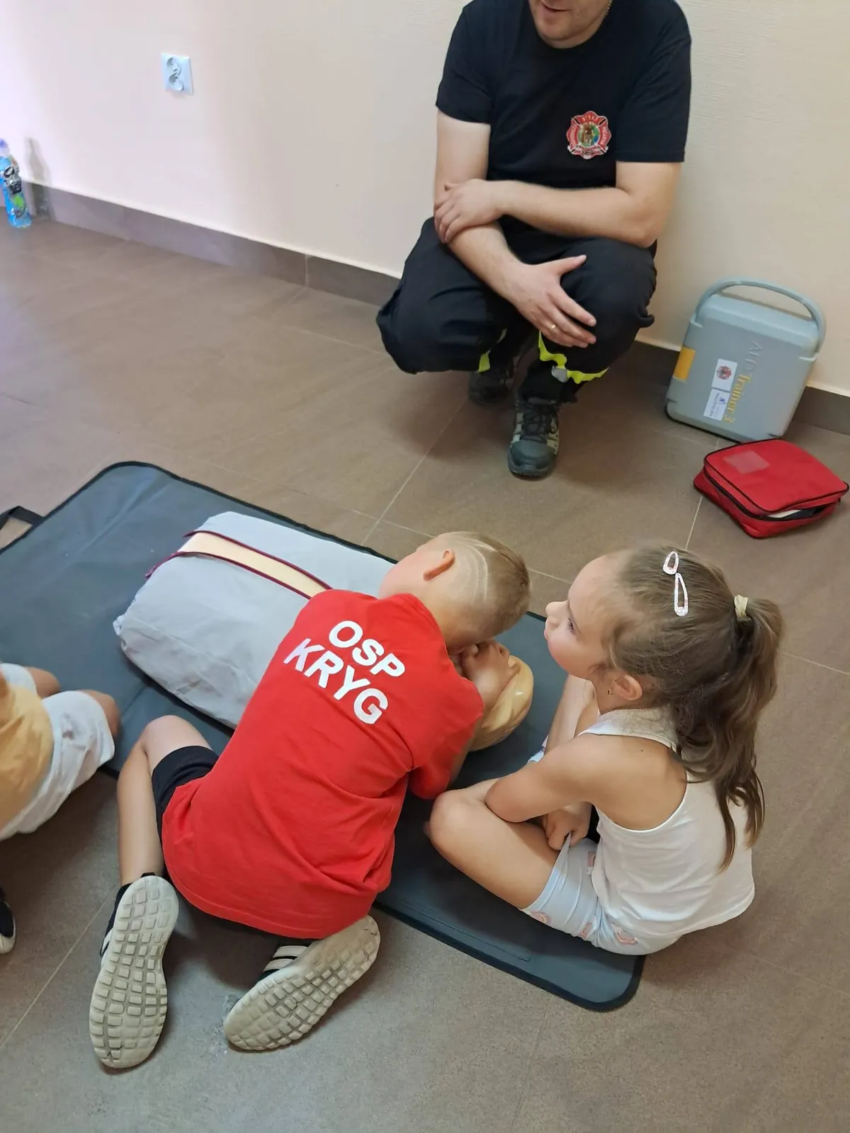 Zajęcia z dziećmi organizowane przez OSP Kryg