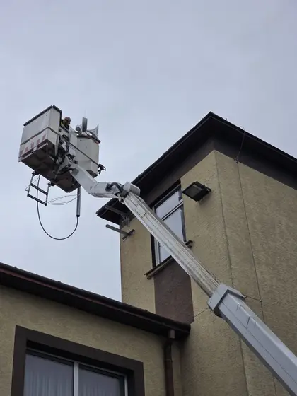 Montowanie syreny elektronicznej — zdjęcie 9
