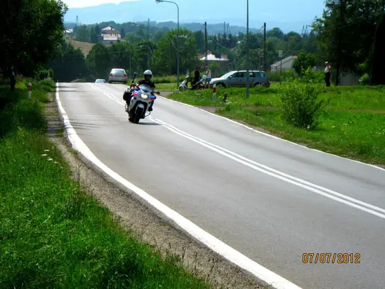 Obstawa wyścigu kolarskiego – 07.07.2012r. — zdjęcie 5