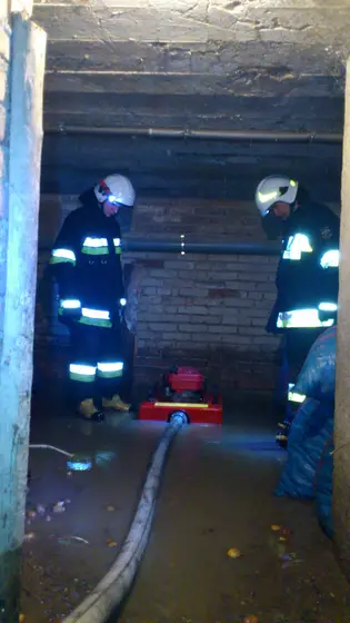 Podtopienie piwnicy – 16.03.2014 — zdjęcie 12