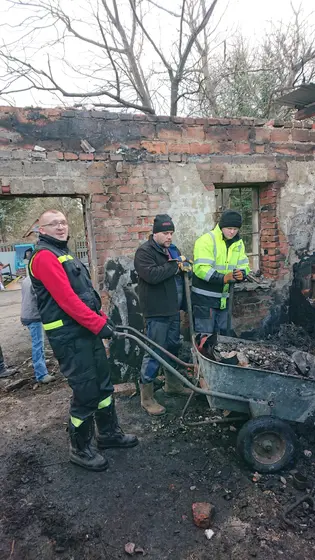 Pomoc Gaździe po pożarze — zdjęcie 10
