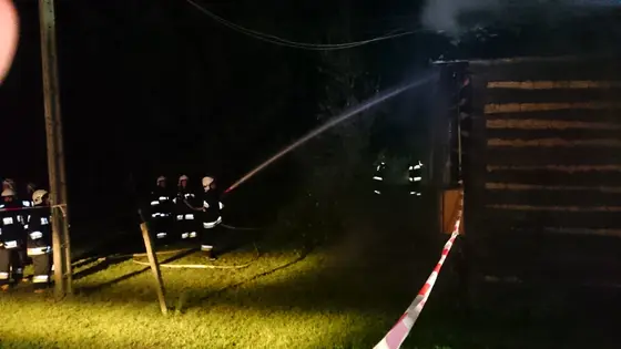 Pożar budynku — zdjęcie 3