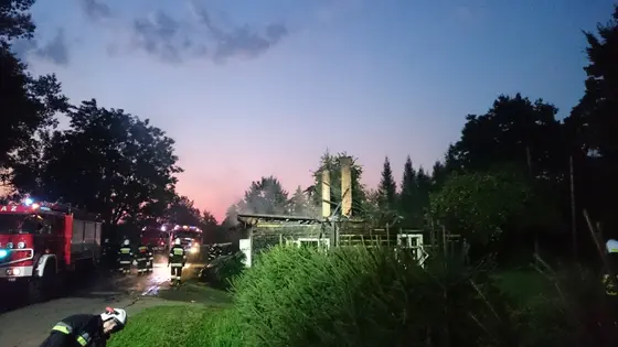 Pożar budynku — zdjęcie 12
