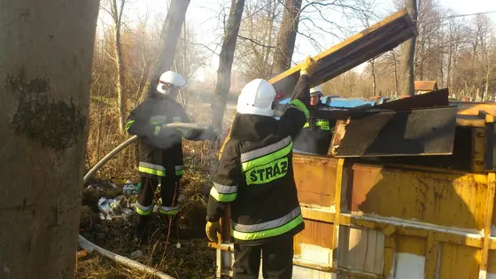 Pożar kontenera 09.03.2014