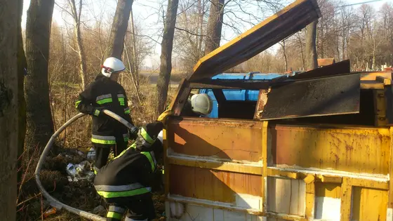 Pożar kontenera 09.03.2014 — zdjęcie 2