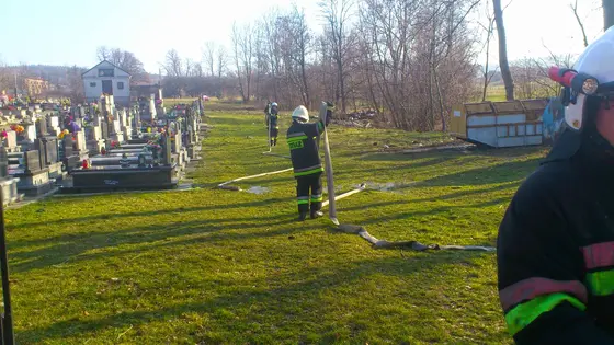 Pożar kontenera 09.03.2014 — zdjęcie 10