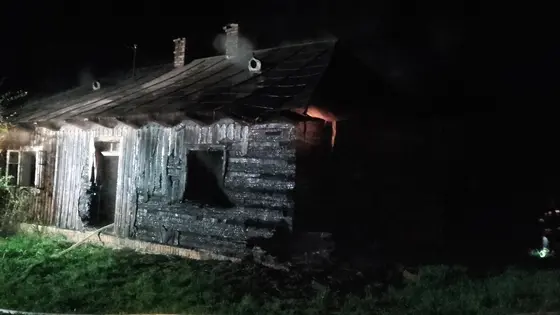 Pożar pustostanu – 16.04.2016 Wójtowa — zdjęcie 45