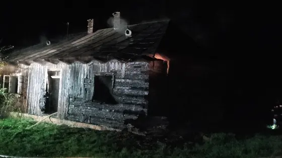 Pożar pustostanu – 16.04.2016 Wójtowa — zdjęcie 15