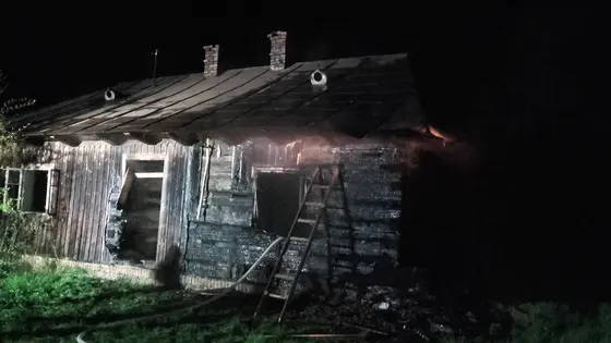 Pożar pustostanu – 16.04.2016 Wójtowa — zdjęcie 23