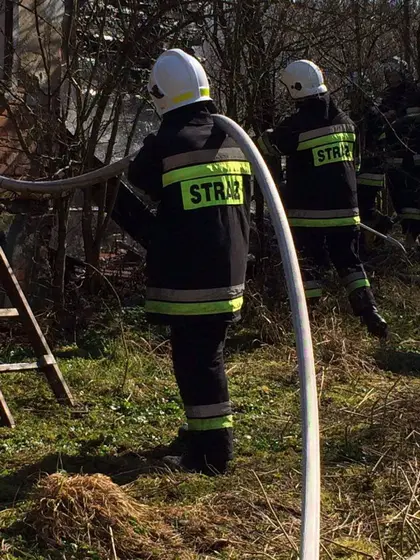 Pożar pustostanu – 25.03.2016 — zdjęcie 20