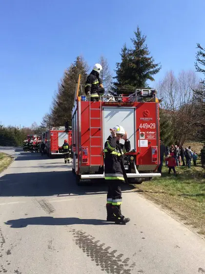 Pożar pustostanu – 25.03.2016 — zdjęcie 32