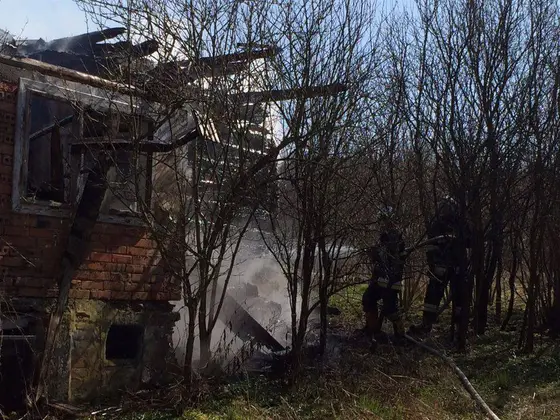 Pożar pustostanu – 25.03.2016 — zdjęcie 42