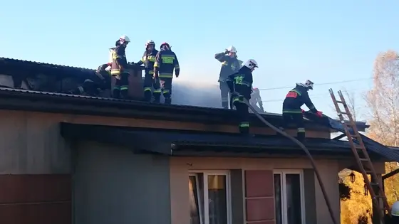 Pożar sadzy w kominie — zdjęcie 9