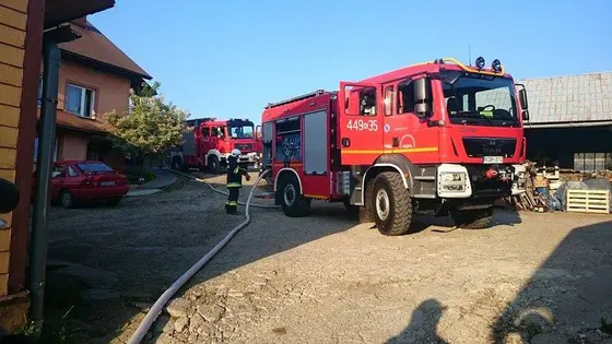 Pożar suszarni w Ropie – 06.08.2015 — zdjęcie 7
