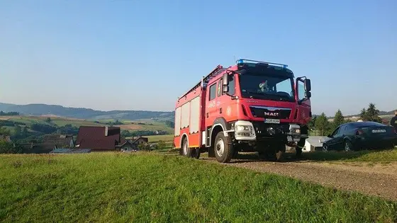 Pożar suszarni w Ropie – 06.08.2015 — zdjęcie 9