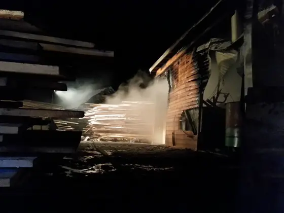 Pożar tartaku w Owczarach – 02.01.2015 — zdjęcie 6