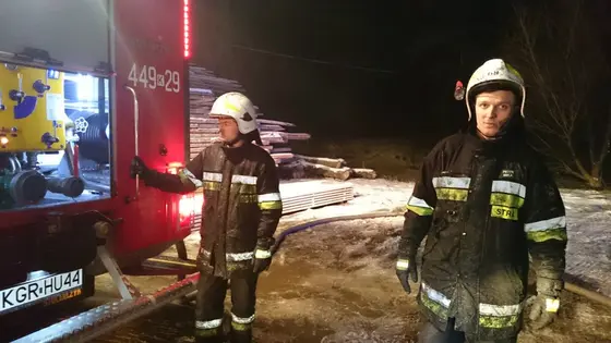 Pożar tartaku w Owczarach – 02.01.2015 — zdjęcie 22