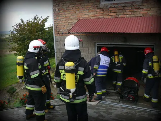 Pożar w budynku mieszkalnym – 27.09.2013r. — zdjęcie 4