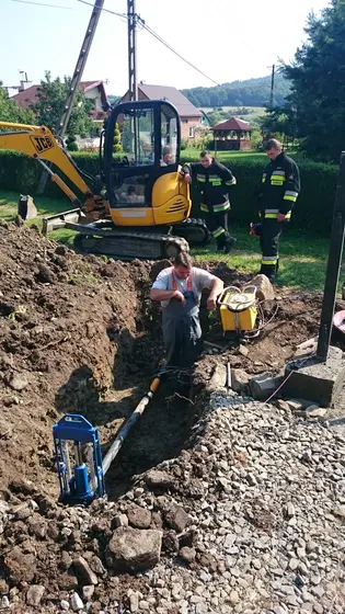 Przerwany gozaciąg w Bednarce — zdjęcie 11