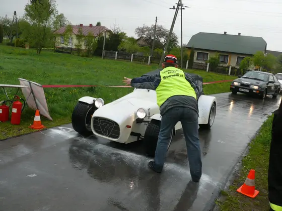Rajd starych samochodów – 07.05.2011r. — zdjęcie 11