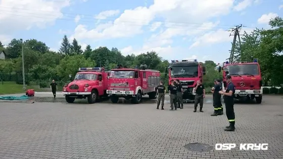 Strażacy Dzieciom „Ognisty ratownik – gorąca krew” – 30.05.2015 — zdjęcie 4