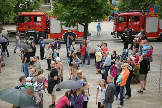 Strażacy Dzieciom „Ognisty ratownik – gorąca krew” – 30.05.2015 — zdjęcie 18