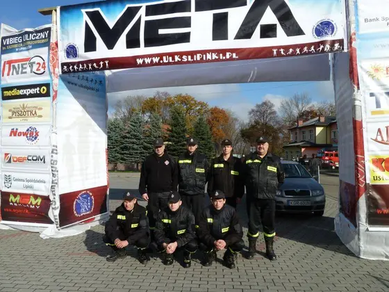 VII Bieg uliczny w Lipinkach – 19.10.2013 — zdjęcie 3