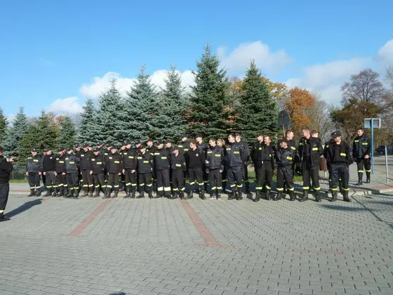 VII Bieg uliczny w Lipinkach – 19.10.2013 — zdjęcie 9