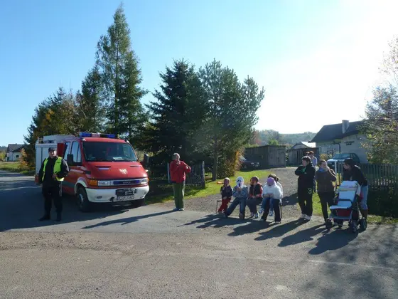 VII Bieg uliczny w Lipinkach – 19.10.2013 — zdjęcie 25
