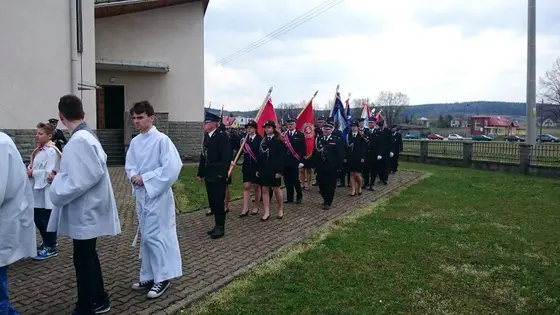 XVI Pielgrzymka do Wójtowej-12.04.2015 — zdjęcie 4