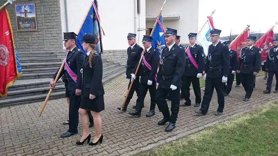 XVI Pielgrzymka do Wójtowej-12.04.2015 — zdjęcie 6