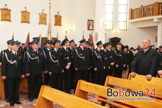 XVI Pielgrzymka do Wójtowej-12.04.2015 — zdjęcie 28