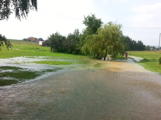 Zagrożenie powodziowe – 11.08.2014 — zdjęcie 13