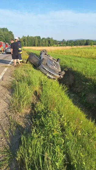 Zderzenie trzech samochodów w Krygu — 31.07.2026 — zdjęcie 3