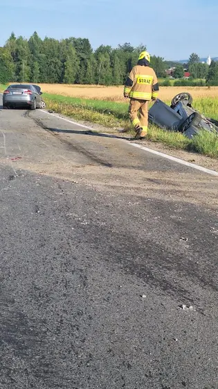Zderzenie trzech samochodów w Krygu — 31.07.2026 — zdjęcie 6