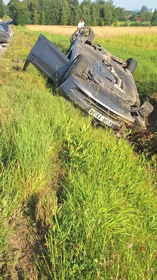 Zderzenie trzech samochodów w Krygu — 31.07.2026 — zdjęcie 7